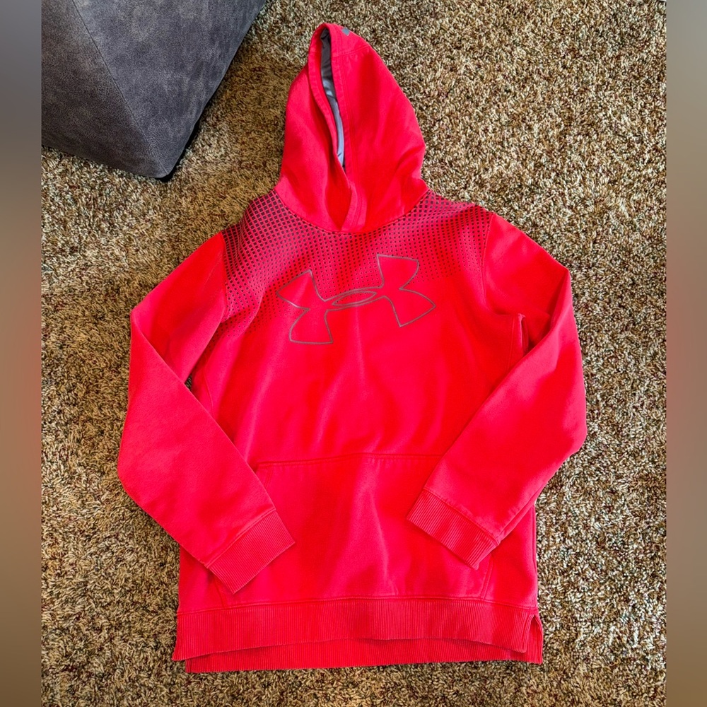 Under amour sweatshirt